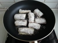 美味的香煎带鱼做法图解5)
