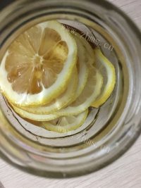 我的蜂蜜柠檬茶做法图解6)