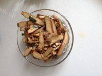 十分诱人的香干炒肉丝做法图解4)
