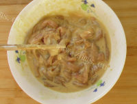 回味无穷的小酥肉蒸碗做法图解4)