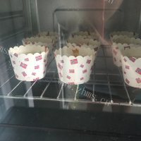 美味的哈雷蛋糕做法图解7)