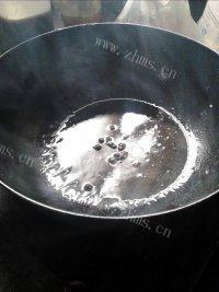 「念念不忘」豆角炒肉做法图解1)