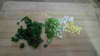 美味的干拌刀削面做法图解3)