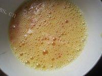 美味的番茄鸡蛋瘦肉汤做法图解4)