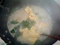 菠菜鸡蛋面做法图解11)