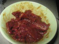 家常菜牛肉炒青瓜做法图解1)