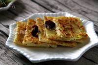自制米饭鸡蛋饼做法图解11)
