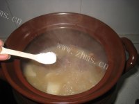 保健山药银耳瘦肉汤做法图解10)