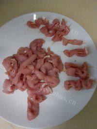 美味的牙签肉做法图解4)