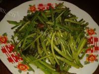 家常菜清炒芦蒿