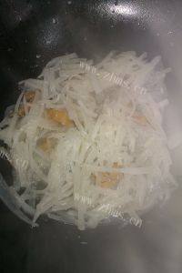 家常菜炒萝卜丝