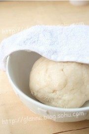 自制南瓜奶酪酥饼做法图解1)
