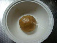 自制五仁月饼做法图解3)