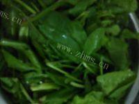 健康的菠菜拌木耳做法图解1)