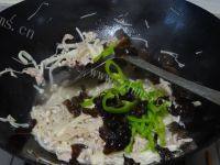 #爱美食#金针菇炒肉丝做法图解8)