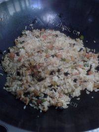 #爱美食#虾仁炒饭
