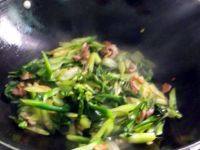 家常菜芥兰炒肉片做法图解5)