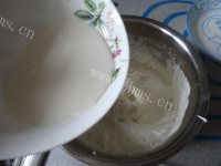 美味的芒果慕斯蛋糕做法图解15)
