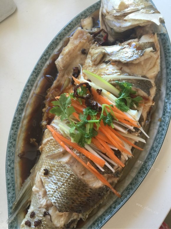 色味俱佳的清蒸鱼