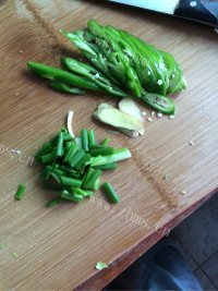 家常菜清炒豆芽做法图解1)