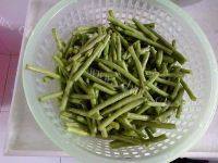 家常菜蒜煸豆角做法图解2)