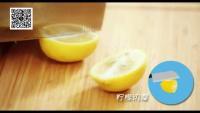 自制牛油果蟹肉沙拉做法图解1)
