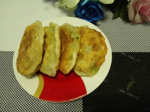 香喷喷的韭菜盒子