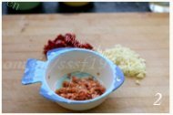 肉末炒酸豆角做法图解2)