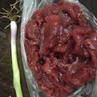 家常菜西红柿炒牛肉做法图解3)