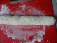 香气浓郁的白吉馍做法图解3)