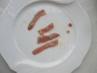 手工美食紫苏拌海参做法图解3)