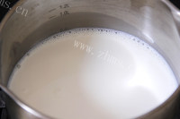 养生蜂蜜抹茶奶绿奶茶做法图解1)