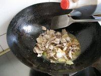 家常菜青椒炒羊肉做法图解6)