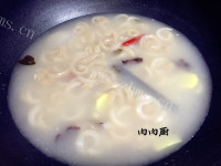 水晶猪皮冻做法图解7)