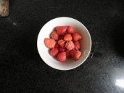 口感丰富的草莓纸杯蛋糕做法图解2)