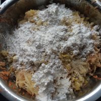 食欲满满的豆丝煎饼做法图解5)