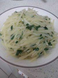 家常菜炒土豆丝