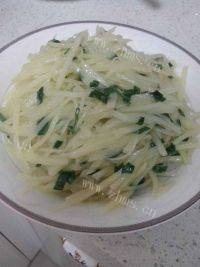 家常菜炒土豆丝
