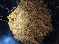 好吃的羊肉胡萝卜包子做法图解9)