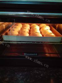 美味的豆沙小餐包做法图解12)