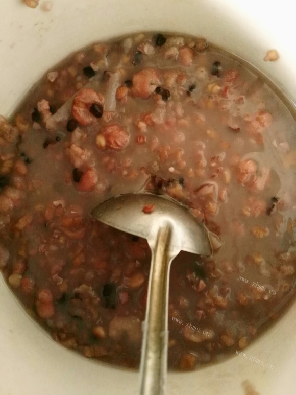 香气浓郁的杂粮粥