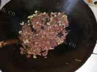 飘香的爆炒兔子肉做法图解4)