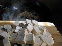 家常菜肉末炖豆腐做法图解8)
