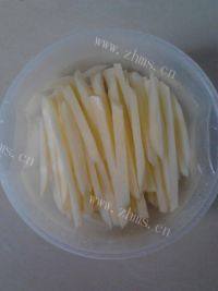 自制薯条做法图解2)