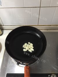 酱爆三丁做法图解3)