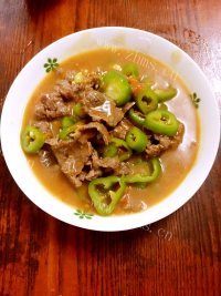 番茄青椒烩牛肉~营养健康做法图解8)