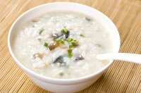 珍馐美味的皮蛋瘦肉粥做法图解13)