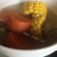 玉米胡萝卜排骨汤的做法图解七