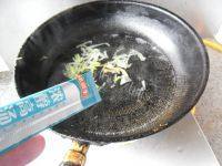 羊肉片汆酸菜做法图解2)