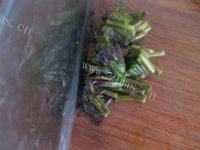 口感好的香椿拌豆腐做法图解8)